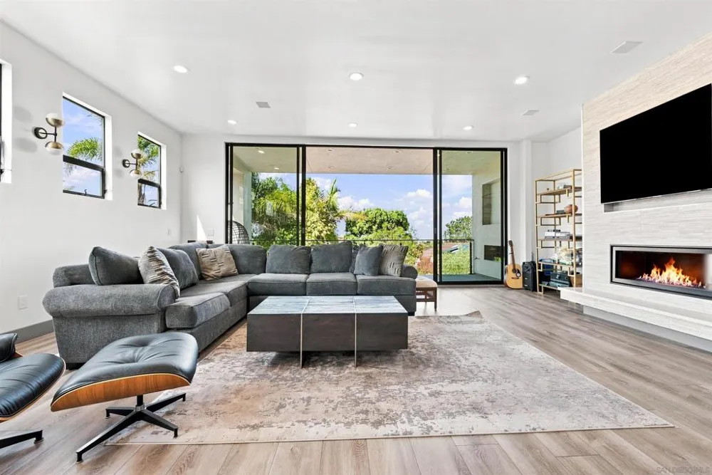 13934 Recuerdo Drive Del Mar, CA 92014
