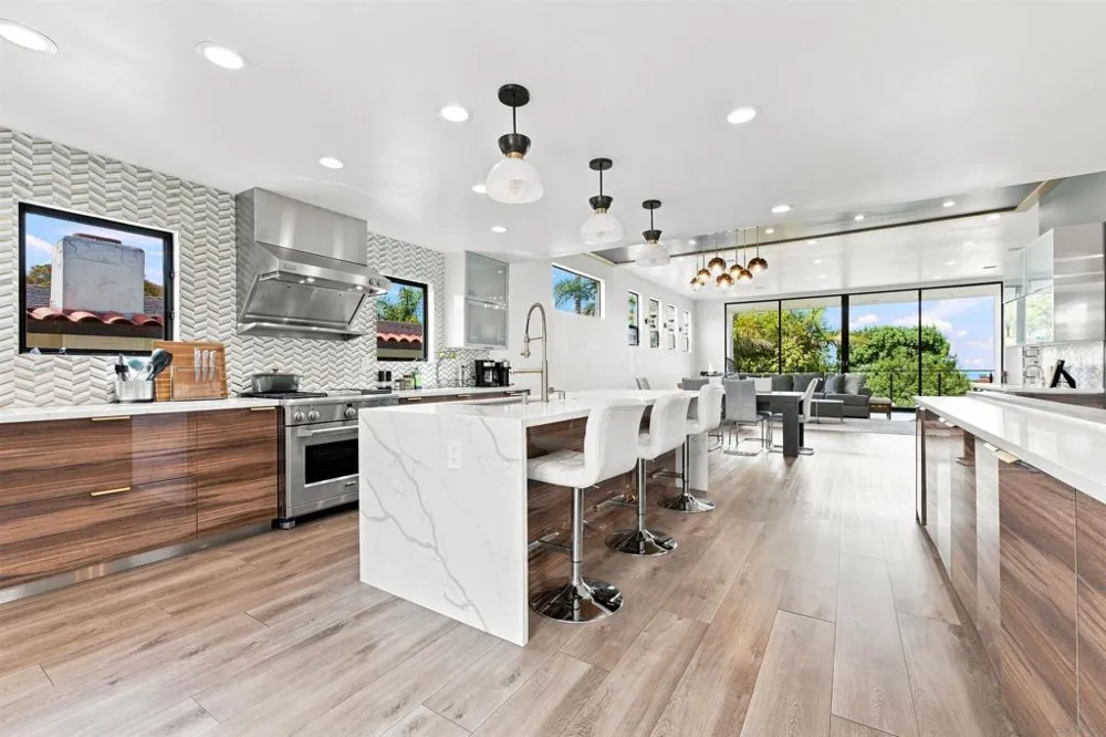 13934 Recuerdo Drive Del Mar, CA 92014