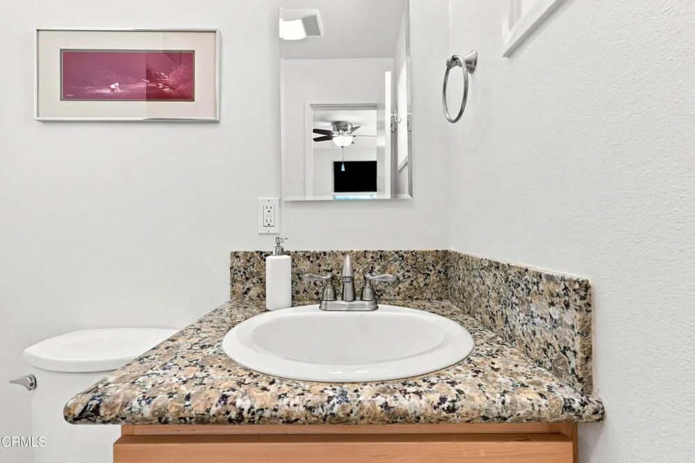 338 Hayes Avenue Ventura, CA 93003