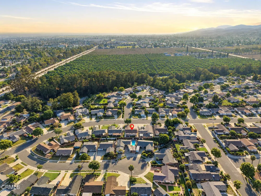 338 Hayes Avenue Ventura, CA 93003
