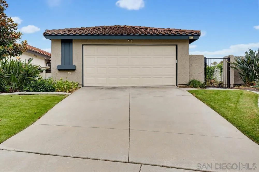 203 Carissa Oceanside, CA 92057