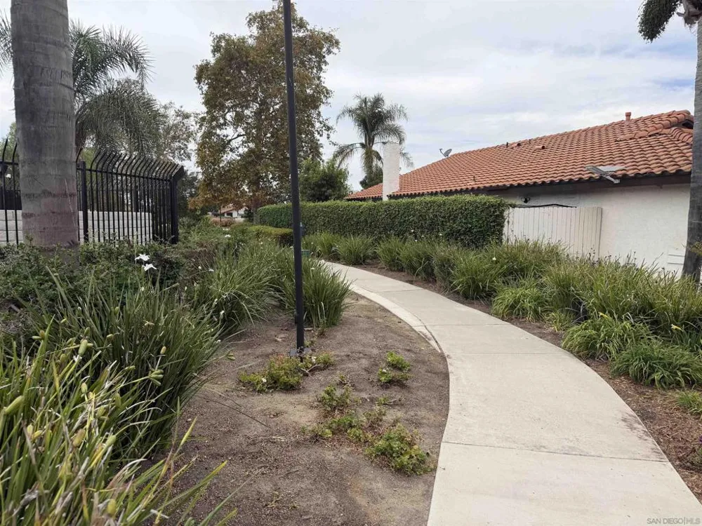203 Carissa Oceanside, CA 92057