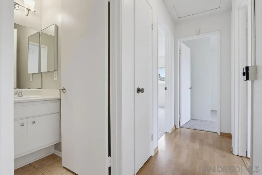 203 Carissa Oceanside, CA 92057