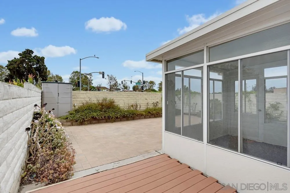203 Carissa Oceanside, CA 92057