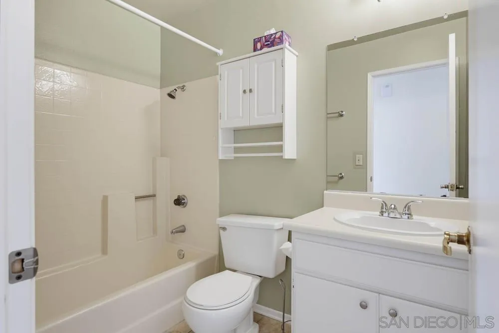 203 Carissa Oceanside, CA 92057