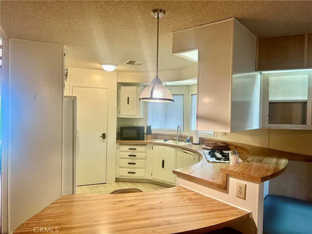 2981 Blue Spruce Hemet, CA 92545