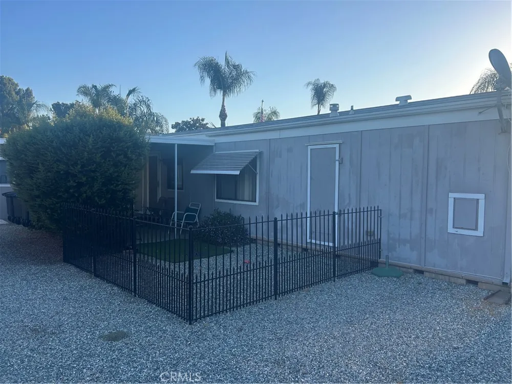 2981 Blue Spruce Hemet, CA 92545