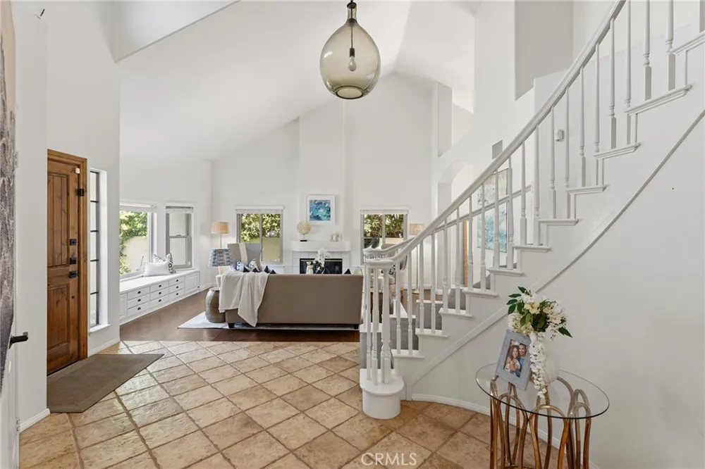 756 Cedar Point Place Westlake Village, CA 91362