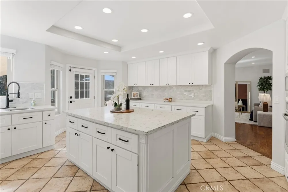 756 Cedar Point Place Westlake Village, CA 91362