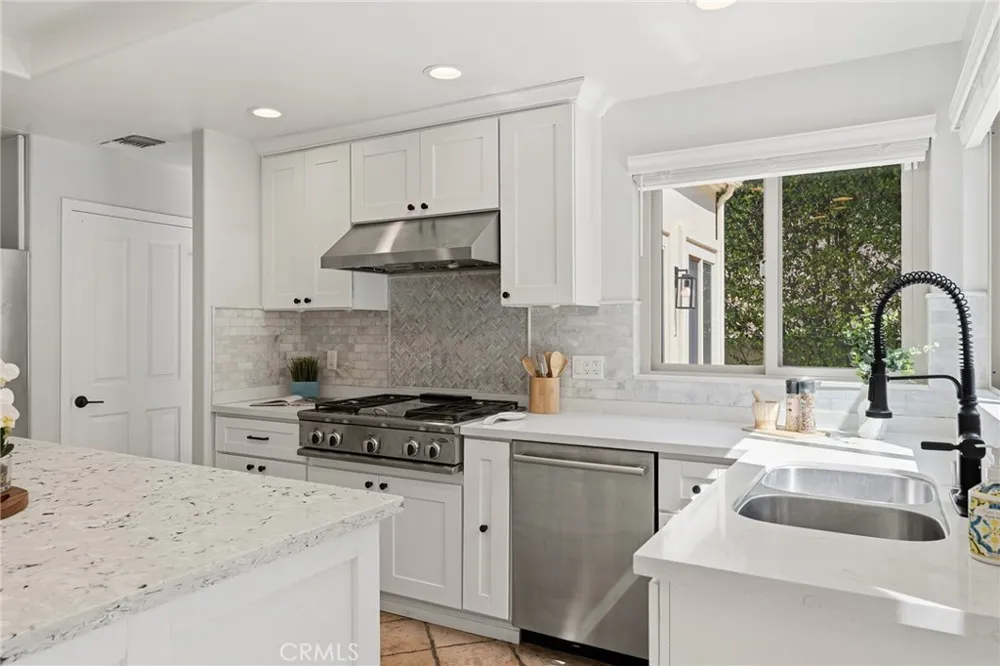 756 Cedar Point Place Westlake Village, CA 91362
