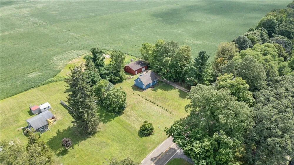 9718 19 1/2 Mile Road Marshall, MI 49068
