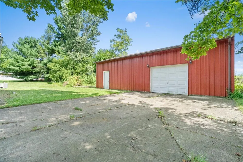 9718 19 1/2 Mile Road Marshall, MI 49068