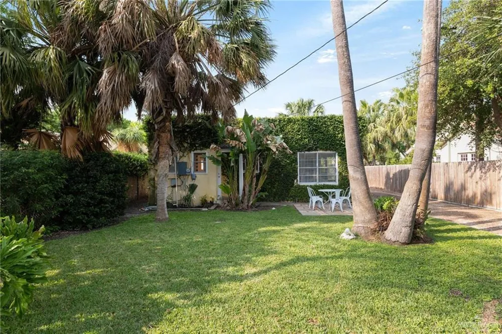 815 W Cedar Avenue McAllen, TX 78501