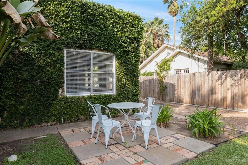 815 W Cedar Avenue McAllen, TX 78501