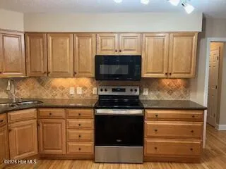 103 Pinnacle Court West End, NC 27376