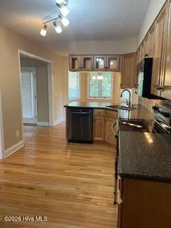 103 Pinnacle Court West End, NC 27376