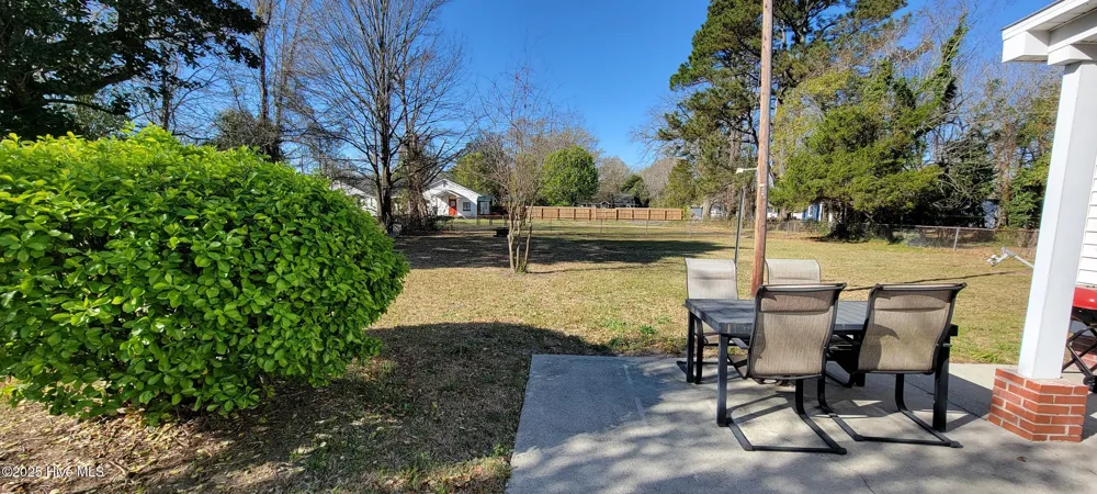 125 Richlands Avenue Jacksonville, NC 28540