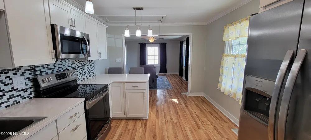 125 Richlands Avenue Jacksonville, NC 28540