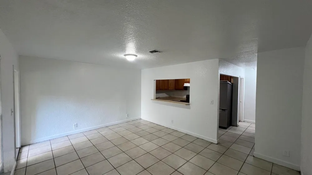 2421 NW 8th Place #Unit 2 Fort Lauderdale, FL 33311