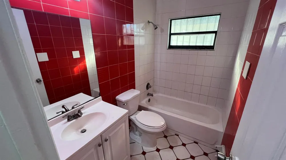 2421 NW 8th Place #Unit 2 Fort Lauderdale, FL 33311