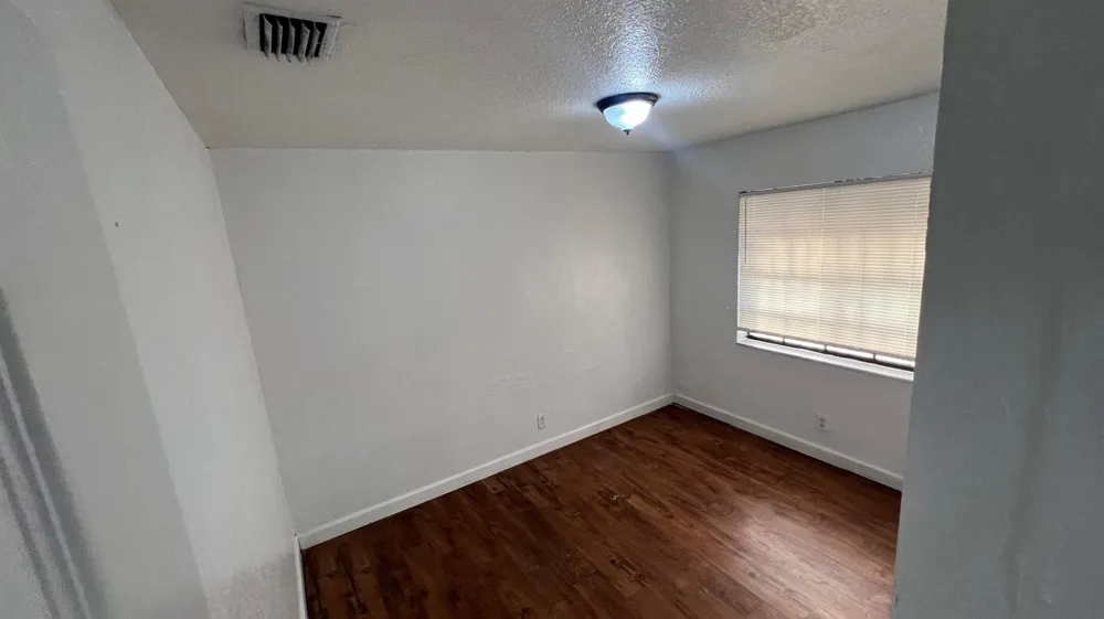 2421 NW 8th Place #Unit 2 Fort Lauderdale, FL 33311