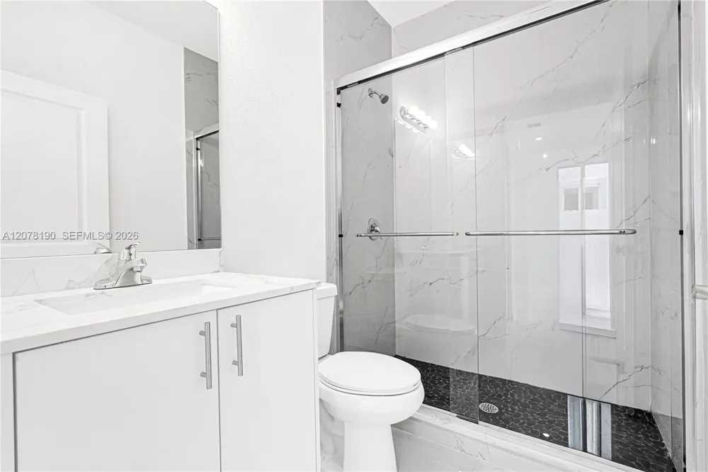 22555 SW 125th Ave Miami, FL 33170