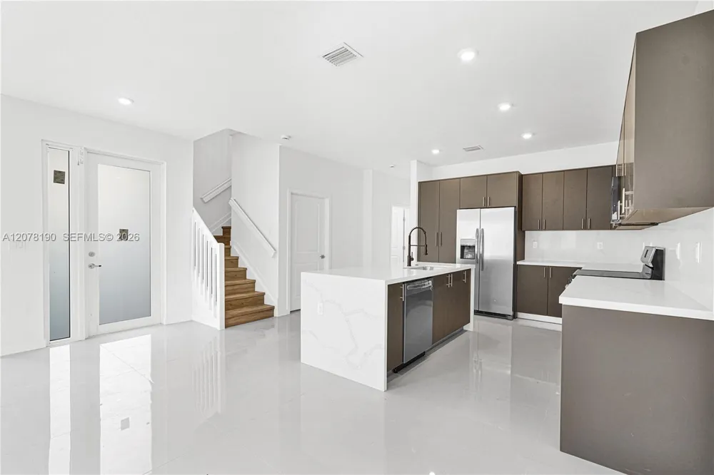 22555 SW 125th Ave Miami, FL 33170