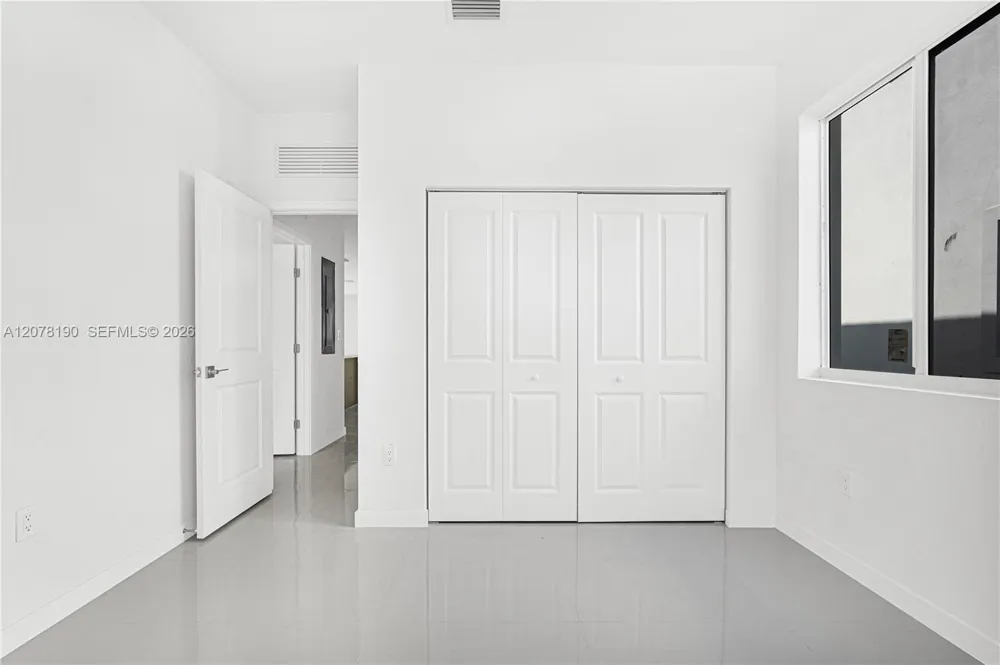 22555 SW 125th Ave Miami, FL 33170