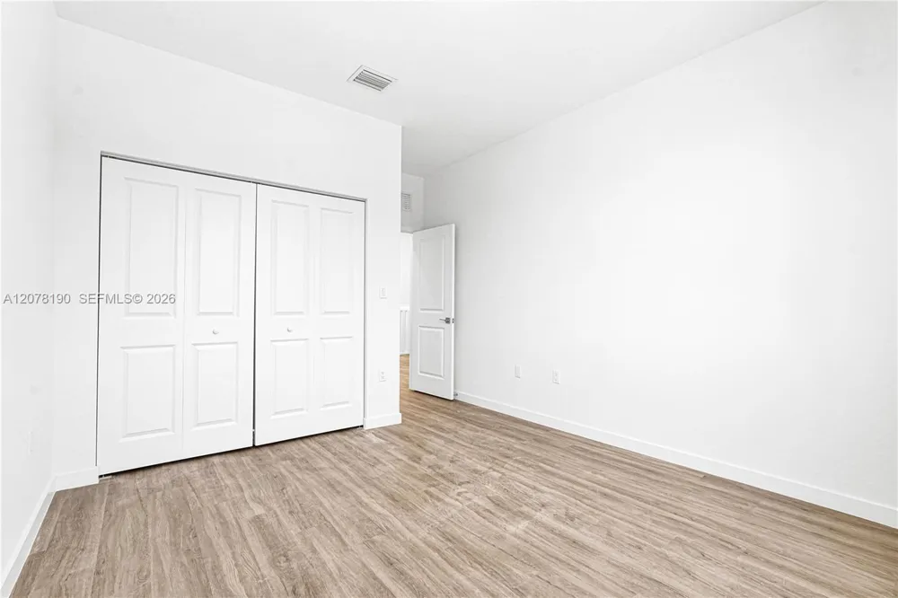 22555 SW 125th Ave Miami, FL 33170