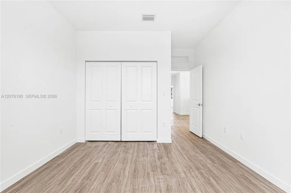 22555 SW 125th Ave Miami, FL 33170