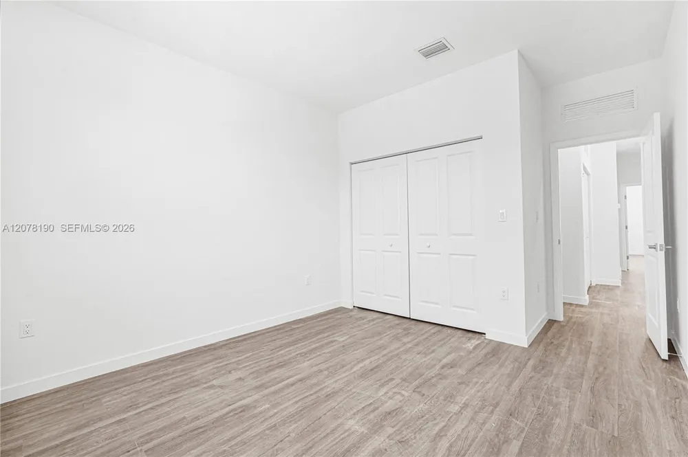 22555 SW 125th Ave Miami, FL 33170