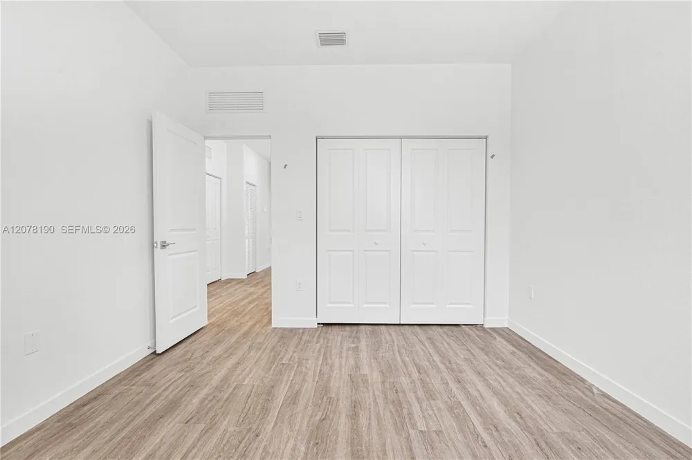 22555 SW 125th Ave Miami, FL 33170