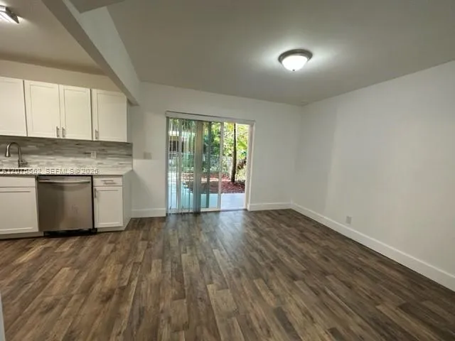 Address Not Shown Sunrise, FL 33313