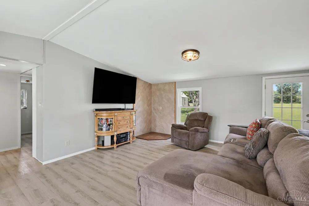 16381 Deer Run Road Williamsburg, OH 45176
