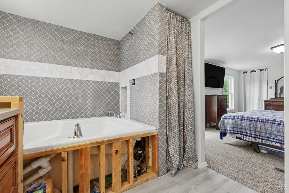 16381 Deer Run Road Williamsburg, OH 45176
