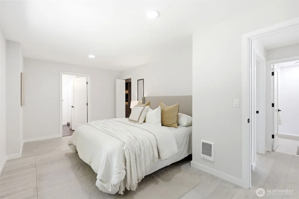 1938 A STREET SE Auburn, WA 98002
