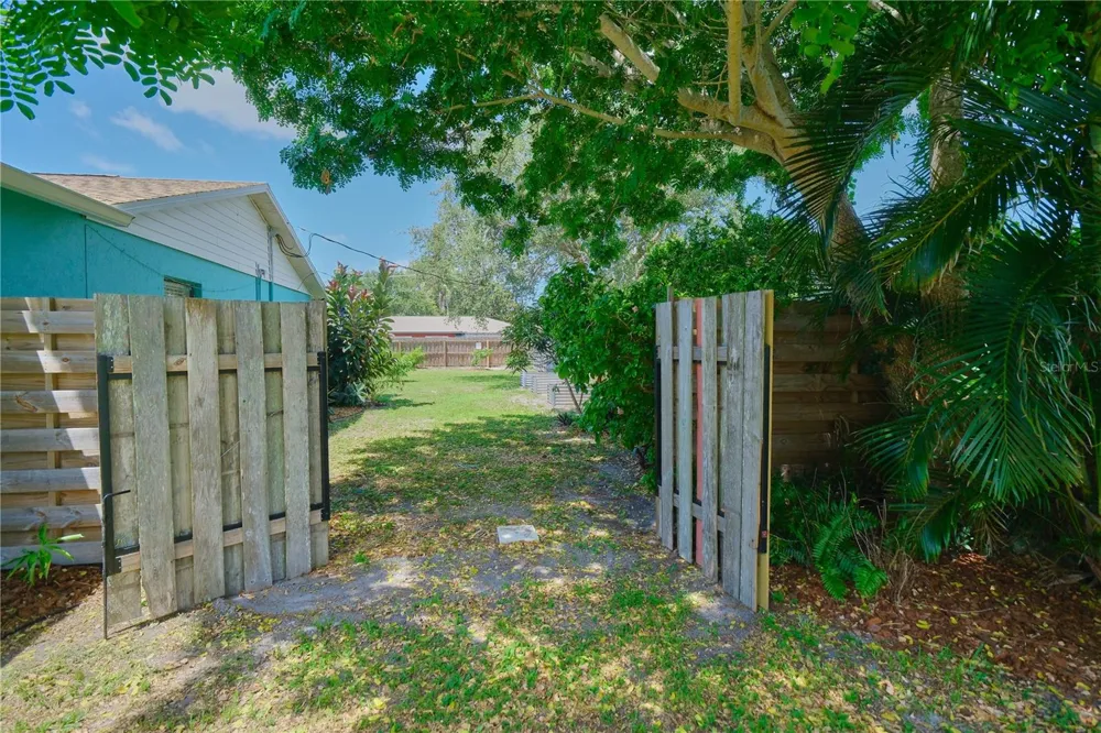 1816 82ND STREET NW Bradenton, FL 34209