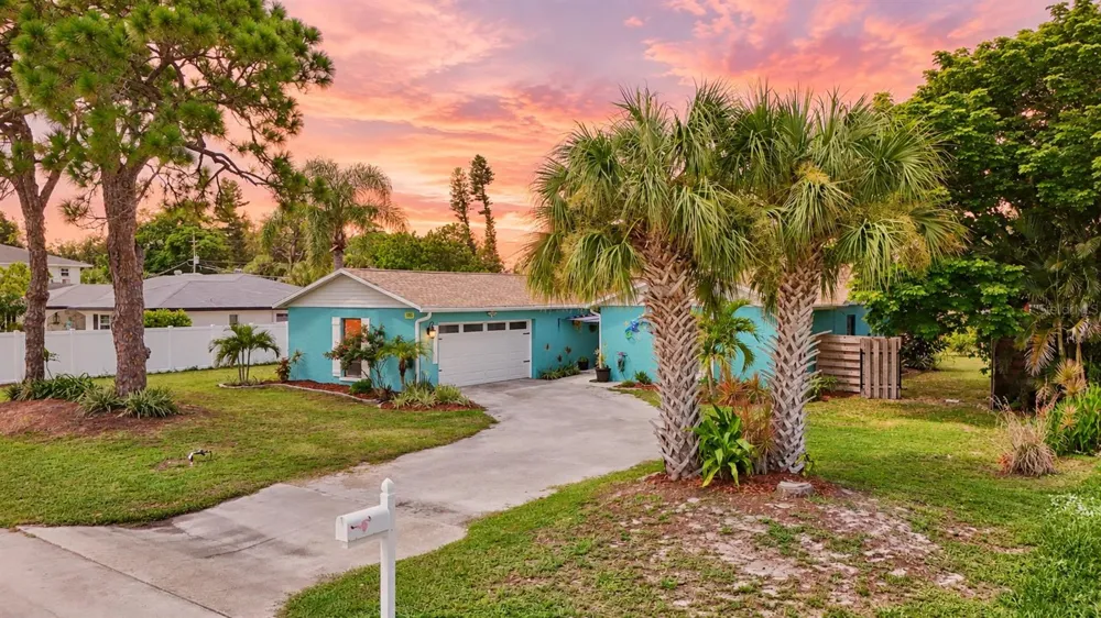 1816 82ND STREET NW Bradenton, FL 34209