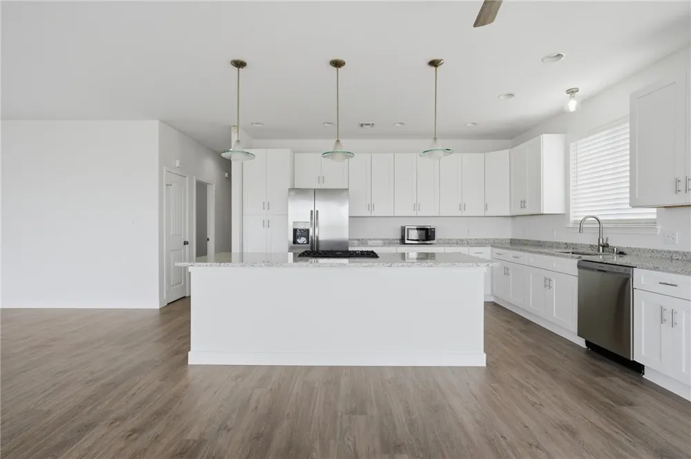 601 Bayshore Drive Ingleside, TX 78362