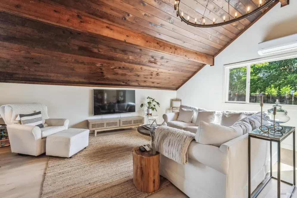 18350 Arnold Drive Sonoma, CA 95476