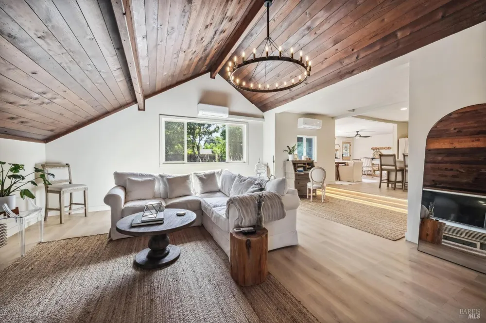 18350 Arnold Drive Sonoma, CA 95476