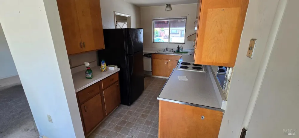 68 Alma Drive Rohnert Park, CA 94928