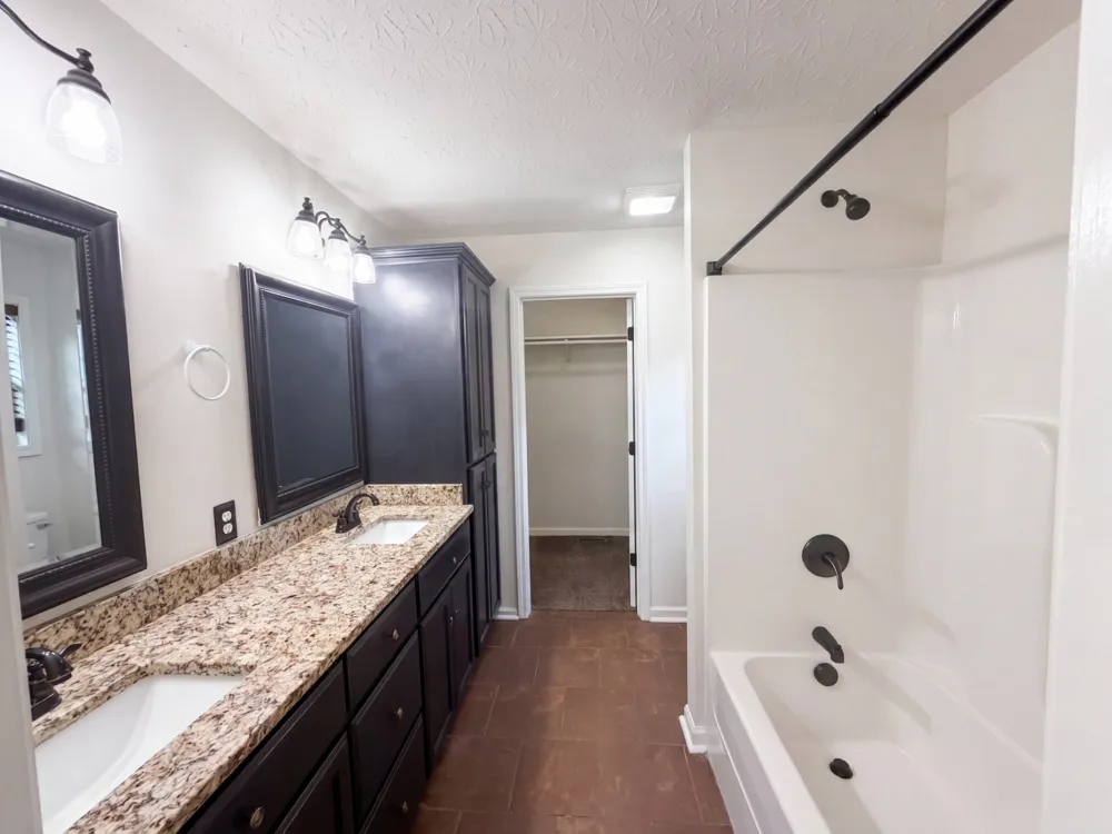161 Brady Cole Ln Lafayette, TN 37083