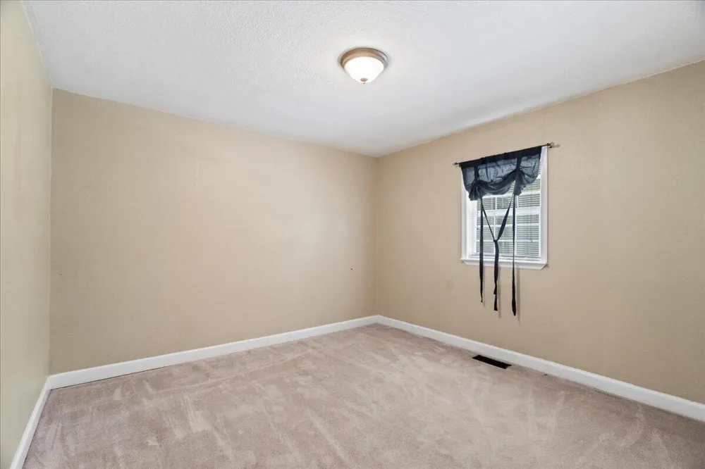 401 Johnson Street LaFayette, GA 30728