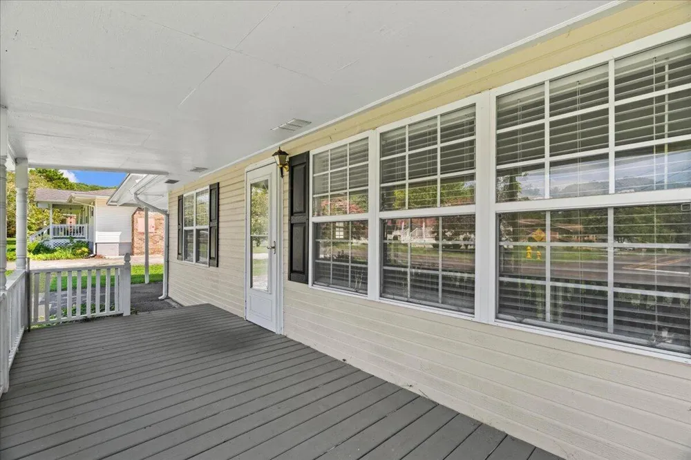 401 Johnson Street LaFayette, GA 30728