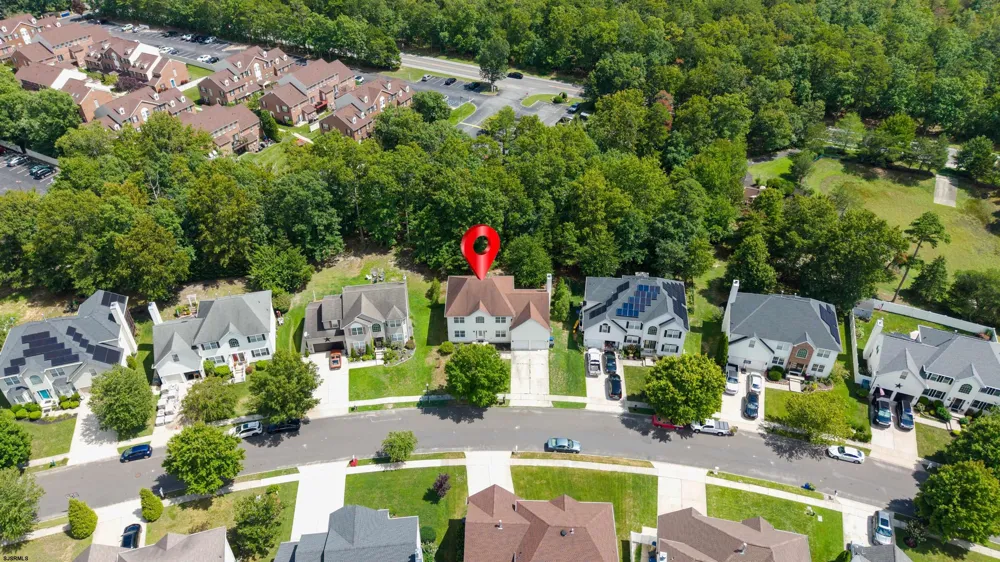 18 Chancellor Park Dr Mays Landing, NJ 08330