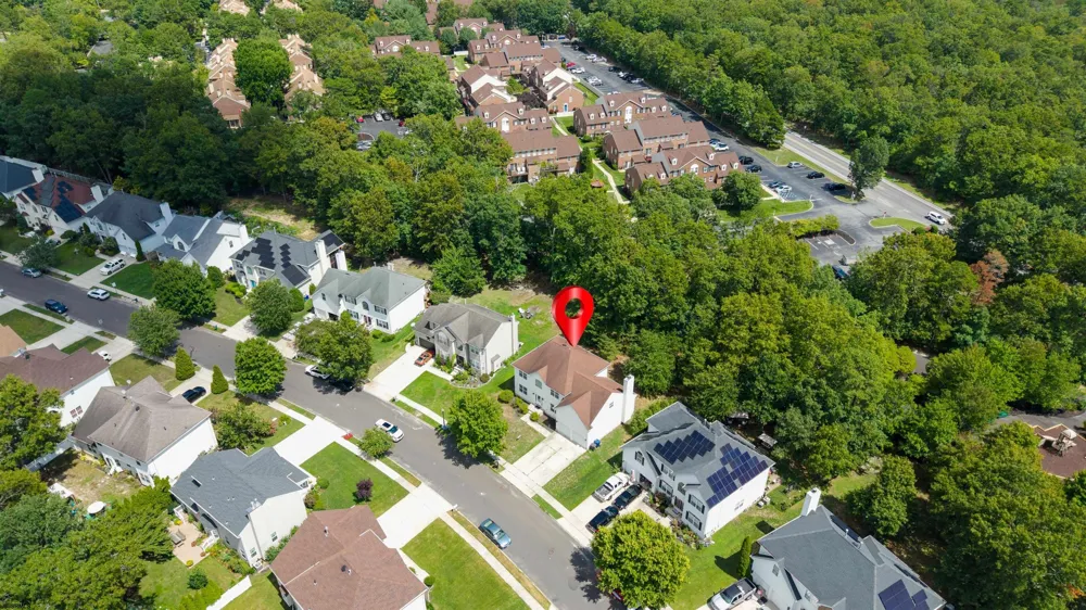 18 Chancellor Park Dr Mays Landing, NJ 08330