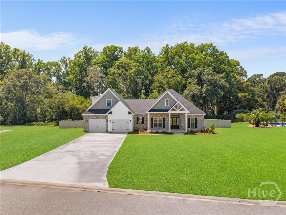 12 Wisteria Lane Claxton, GA 30417