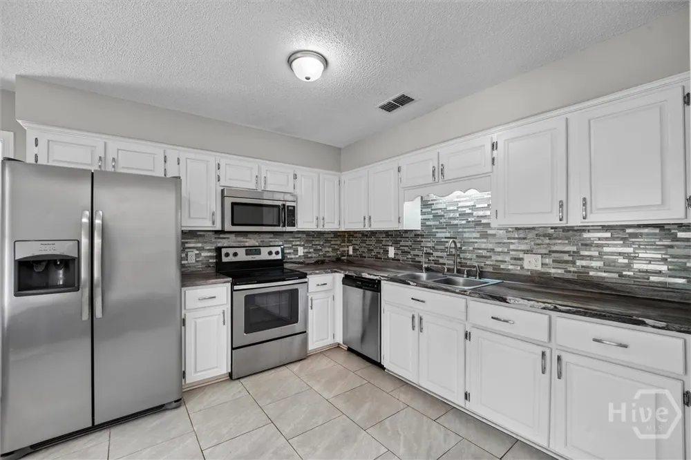42 Jessica Court Hinesville, GA 31313