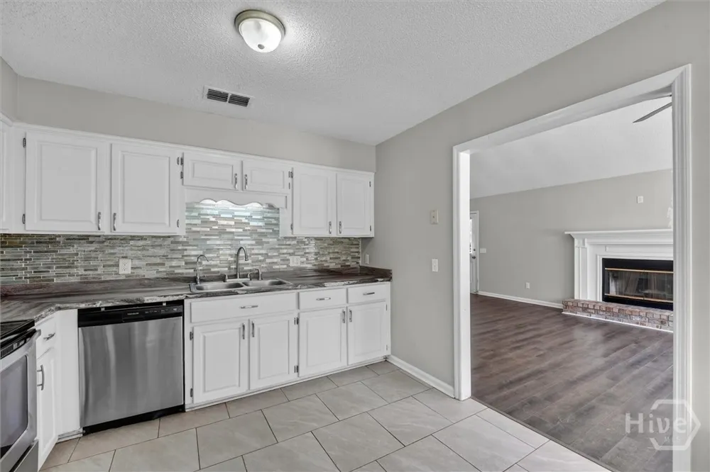 42 Jessica Court Hinesville, GA 31313